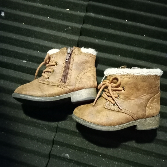 Girls boots - Picture 3 of 6